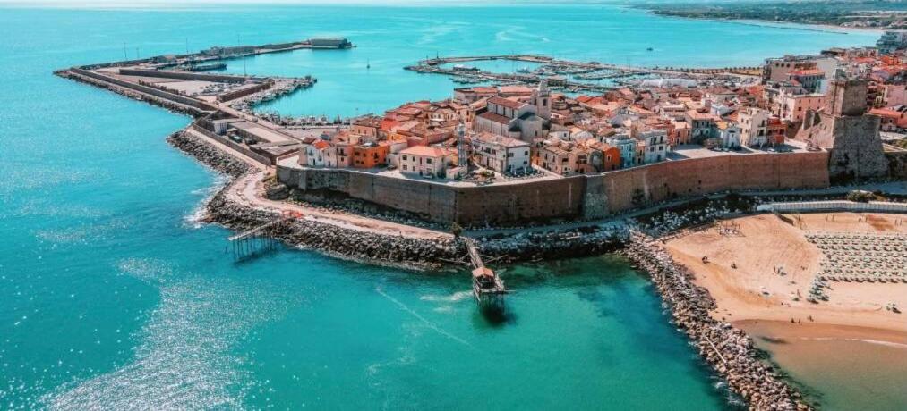Dimora Brezza Di Mare Lägenhet Termoli Exteriör bild